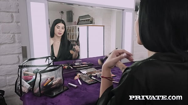 Lady Dee Gets Wild in a Gonzo