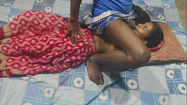 Bhanje Ne Mami Ki Chikni Gaand Me Apna Taaza Lund Daal Kar Khoob Choda!