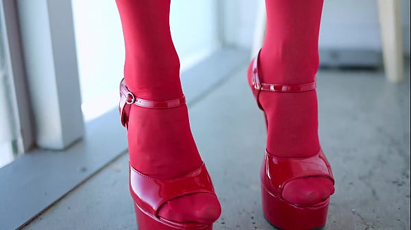 Aviana Violet Lets Her Big Tits Bounce While Riding Dick