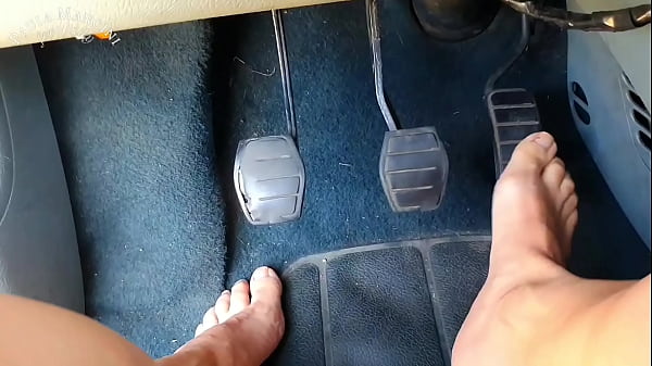 Revving Renault Scenic – 90′ car