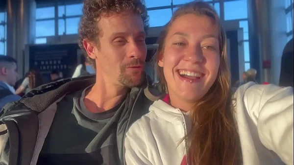 Damiana, brasileira safada pela Europa – Lavando carro sem calcinha EP1