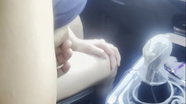 Enjoy in car with office friend suck cock & licking creamy pussy car mms scandel
