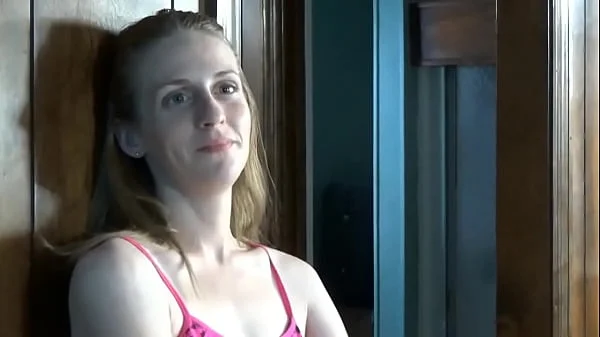 I was explaining to Erica Bloomfield how alotta boyfriends hate feet photographers because they are creeps. Well, Tyler l …