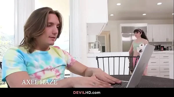 Pixie’s pantyless upskirt view leads to hot sex!