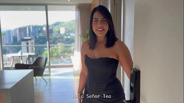 asesora inmobiliaria Acordó Follar Con su Cliente en la casa para Convencerlo De que La comprara