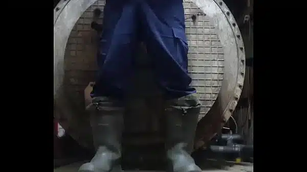 A gay man from Russia jerks off the smallest dick in the world on camera!