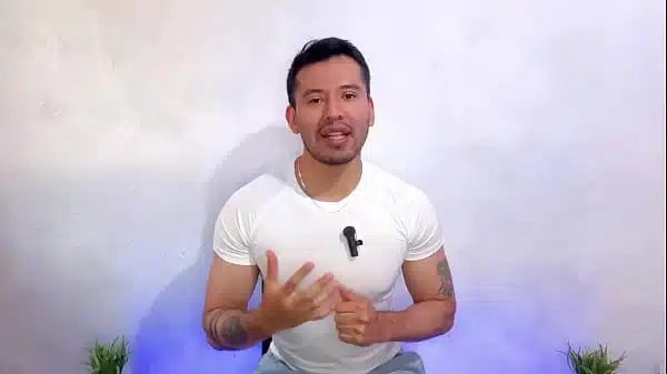 Fornicando con el carnicero chacal bisexual dotado de 21cm de verga gruesa! relato sexual