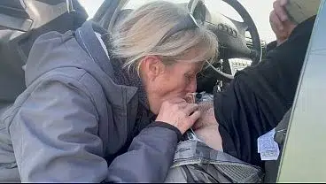 BLOWJOB IN THE CAR – I WANT TO SUCK YOUR COCK HERE AND NOW, CUM IN MY MOUTH