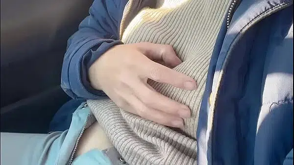 she open hairy pussy in the car then go outside piss
