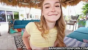 Stepdaughter Seduces Stepdad After He Gets Hard